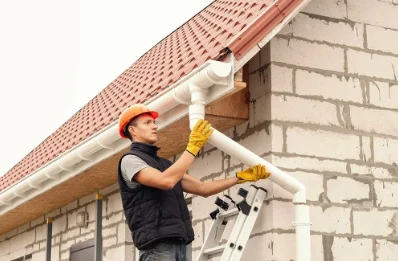 Pose et remplacement de gouttières à Mayac